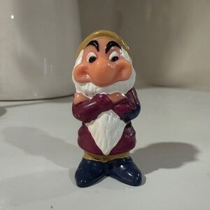 Vintage Disney Grumpy Dwarf figure      snowy white dwarfs figures toy toys kids